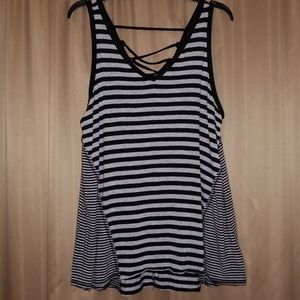 V neck tank with lacing
